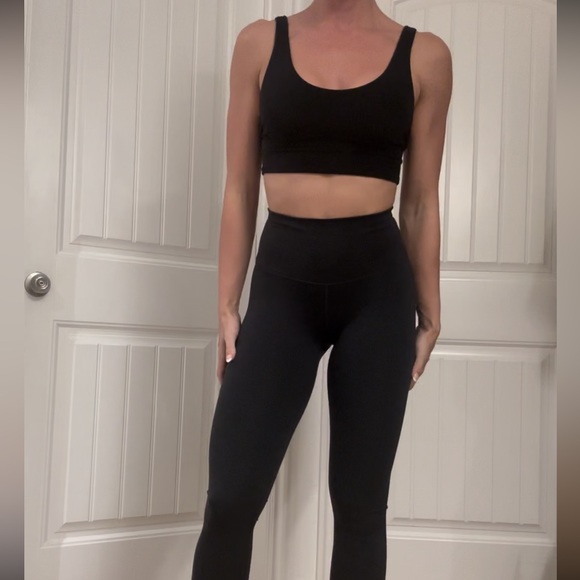 Fast and free Lululemon’s - Picture 1 of 3